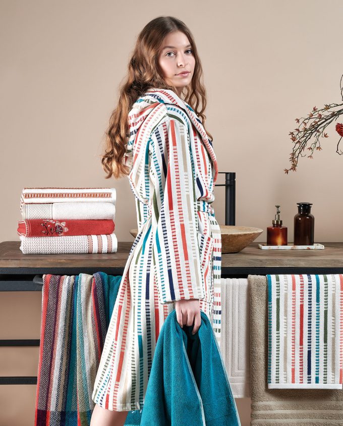 Capri Hooded Bathrobe